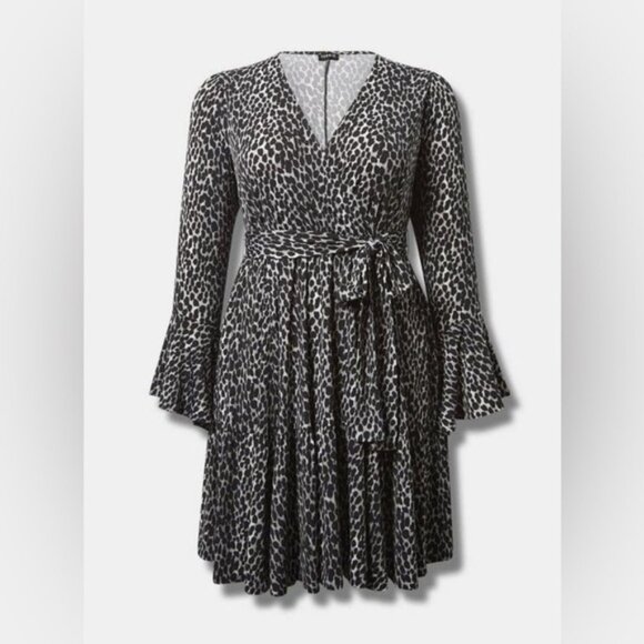 Torrid Mini Studio Knit Tiered Dress Animal Print Cheetah Size 3x NWT - Picture 4 of 6